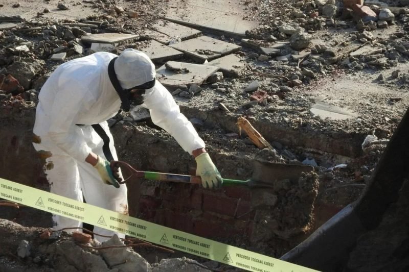 Asbestos project in Niagara
